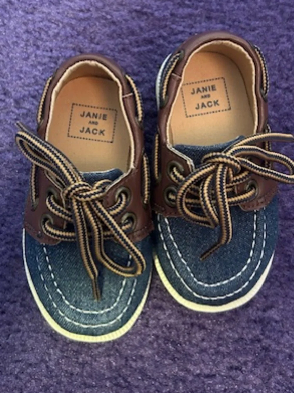 Janie and Jack boys dress boat shoes - New- Size 4